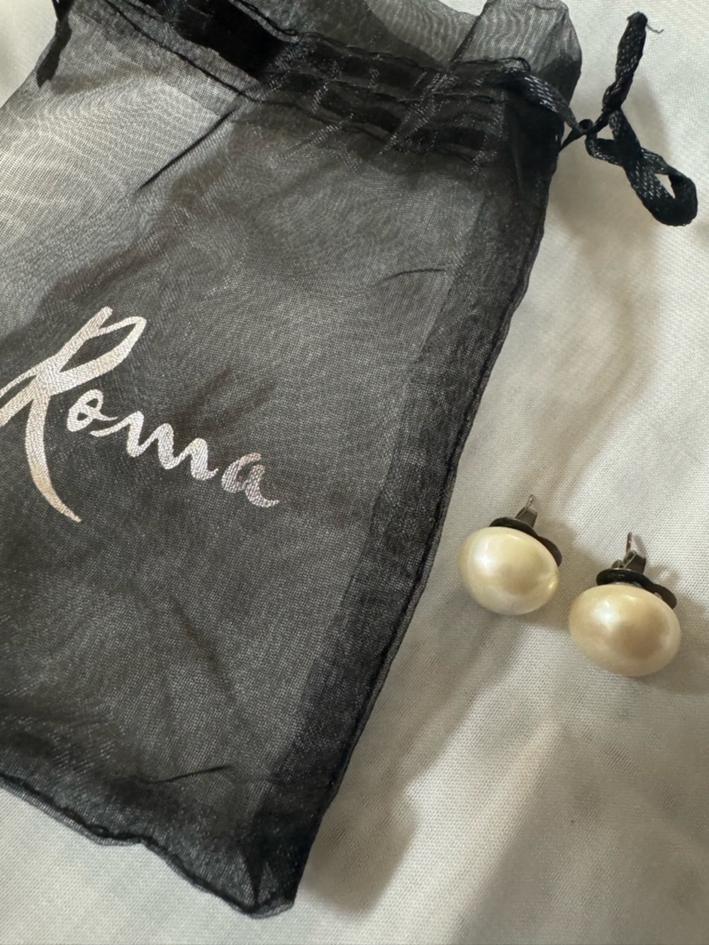 Roma Creamy Pearl Dome Stud Fashion Earrings — comes in brand mesh pouch - NWOT